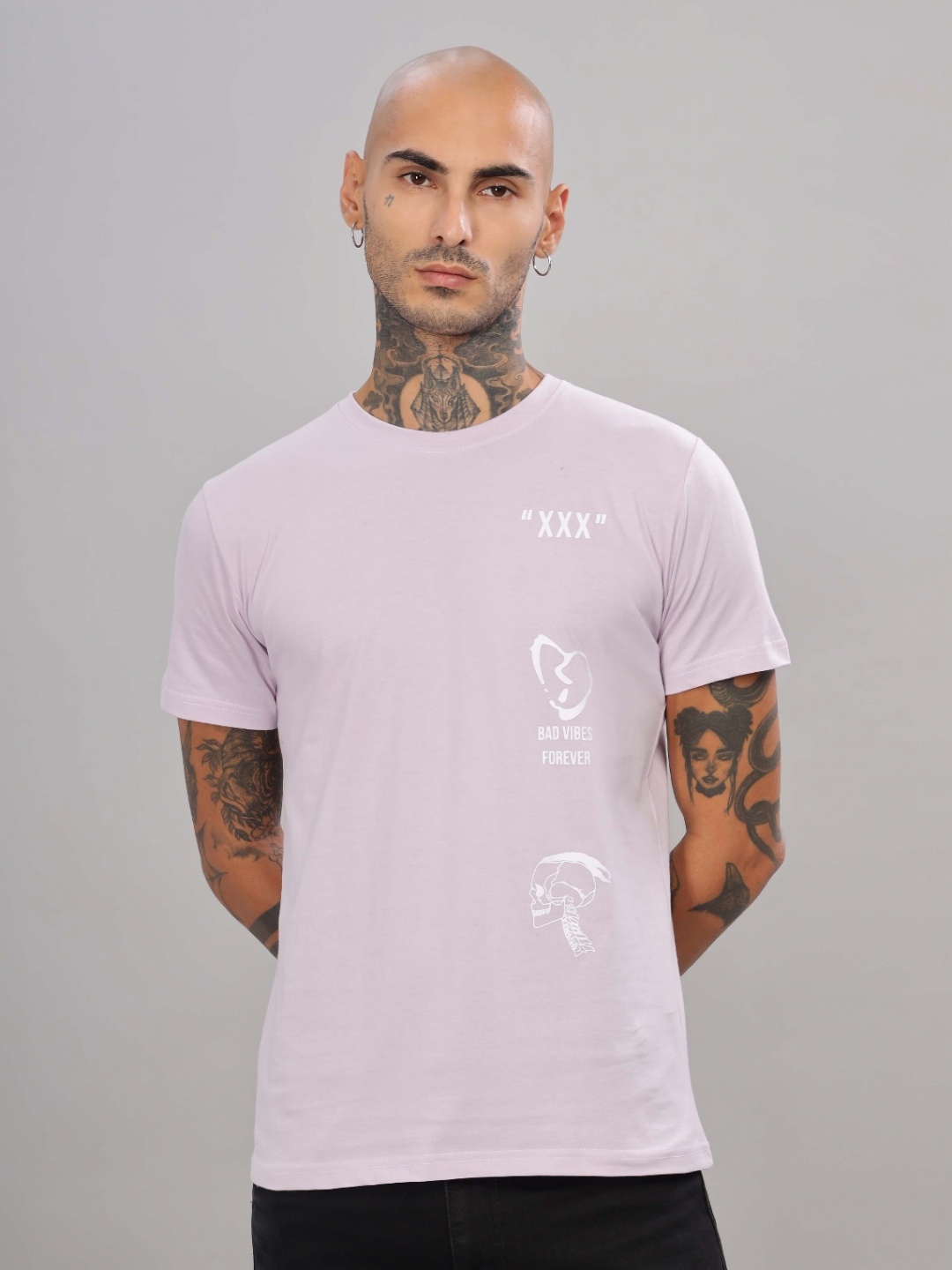 

TOMHIDDLE Men Graphic Printed Round Neck Cotton T-shirt, Purple