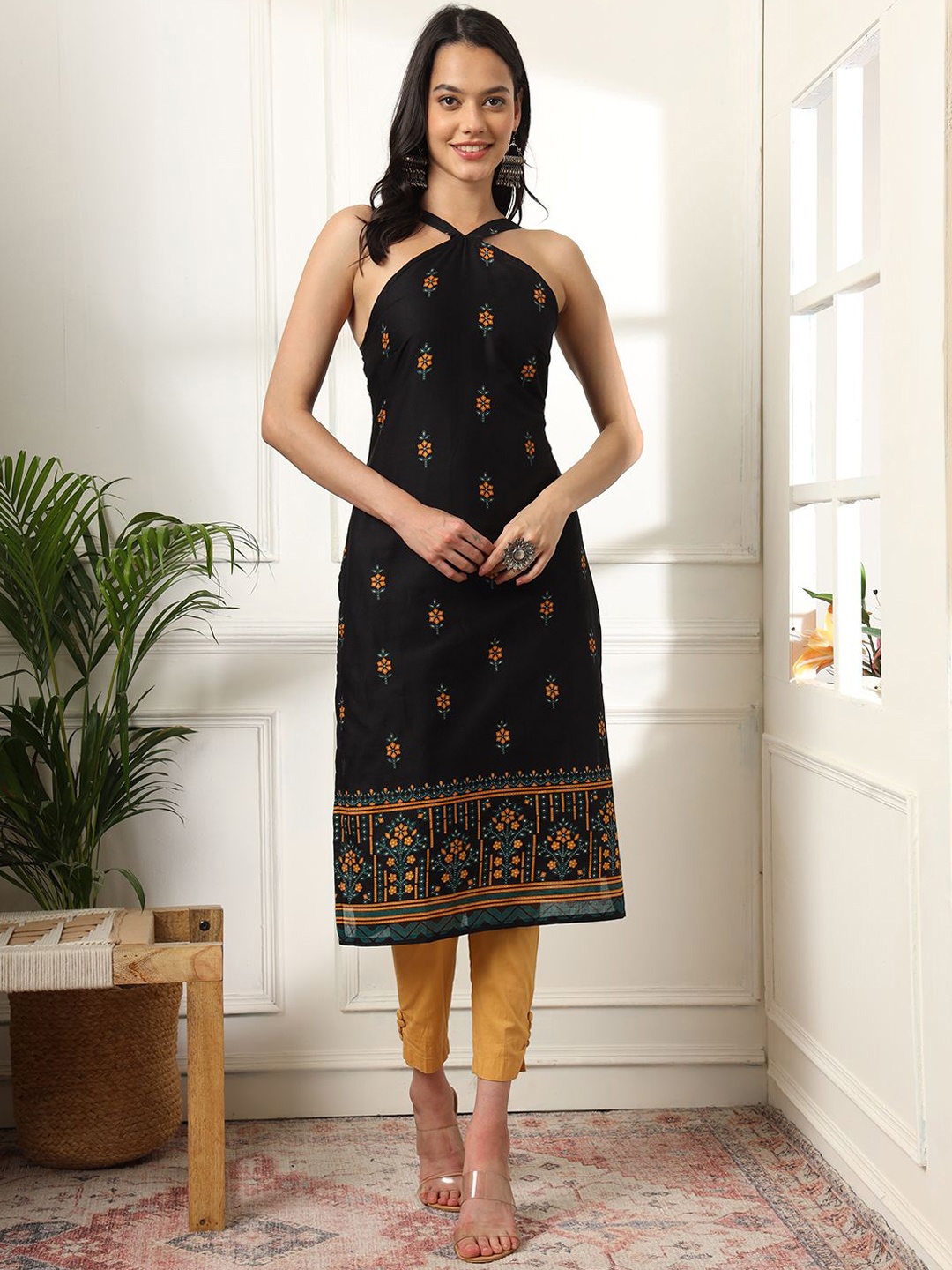 

Anouk Black & Yellow Floral Printed Pure Cotton Straight Kurta