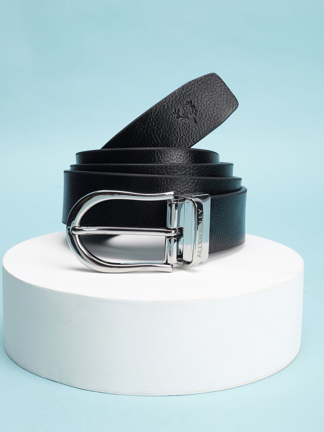

Allen Solly Men Textured Leather Reversible Formal Belt, Black