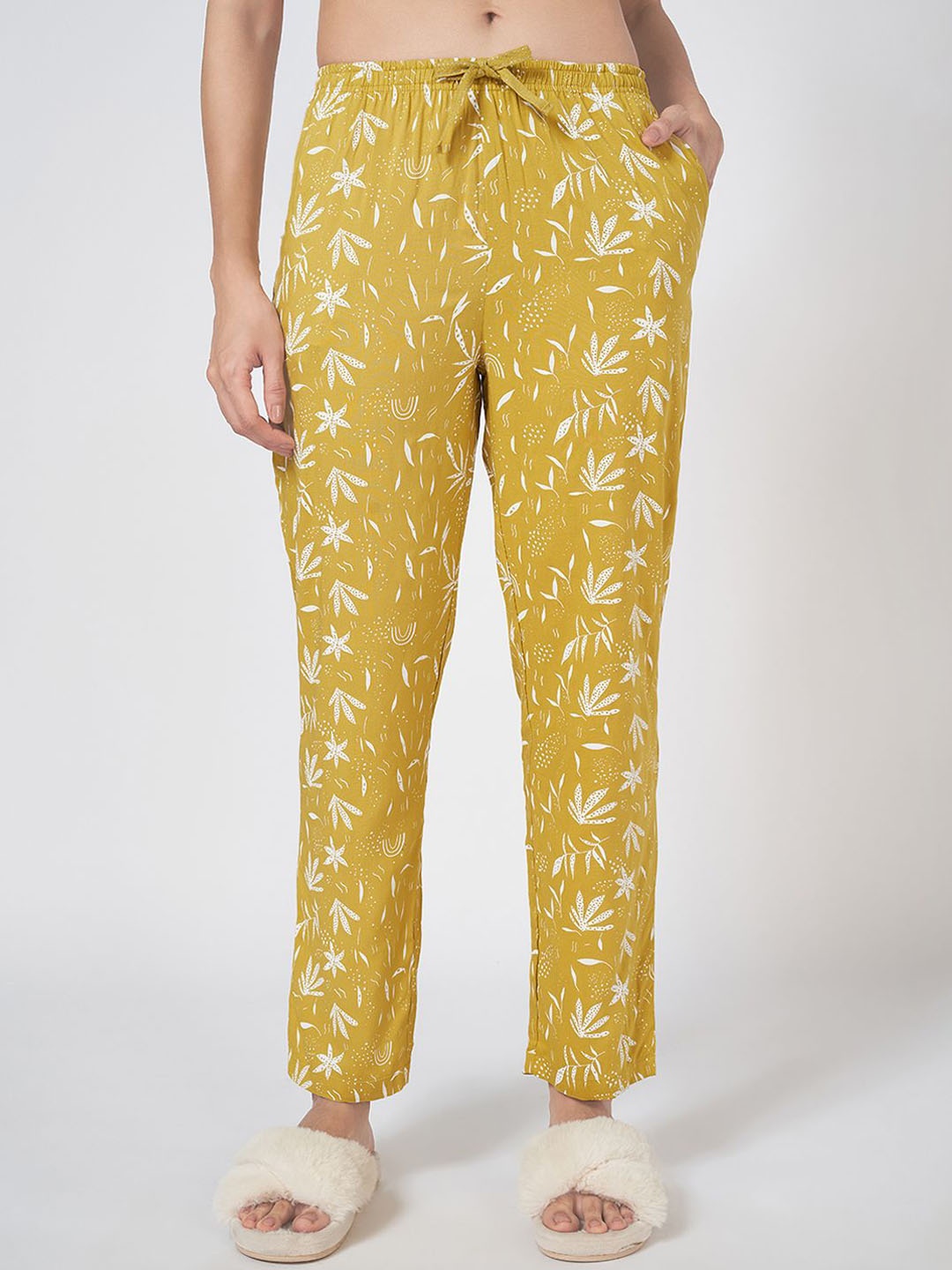

Dreamz by Pantaloons Women Printed Mid-Rise Lounge Pants, Yellow