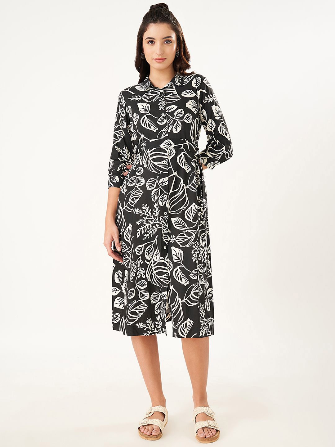 

AKKRITI BY PANTALOONS Women Animal Printed Shirt Midi Dress, Black