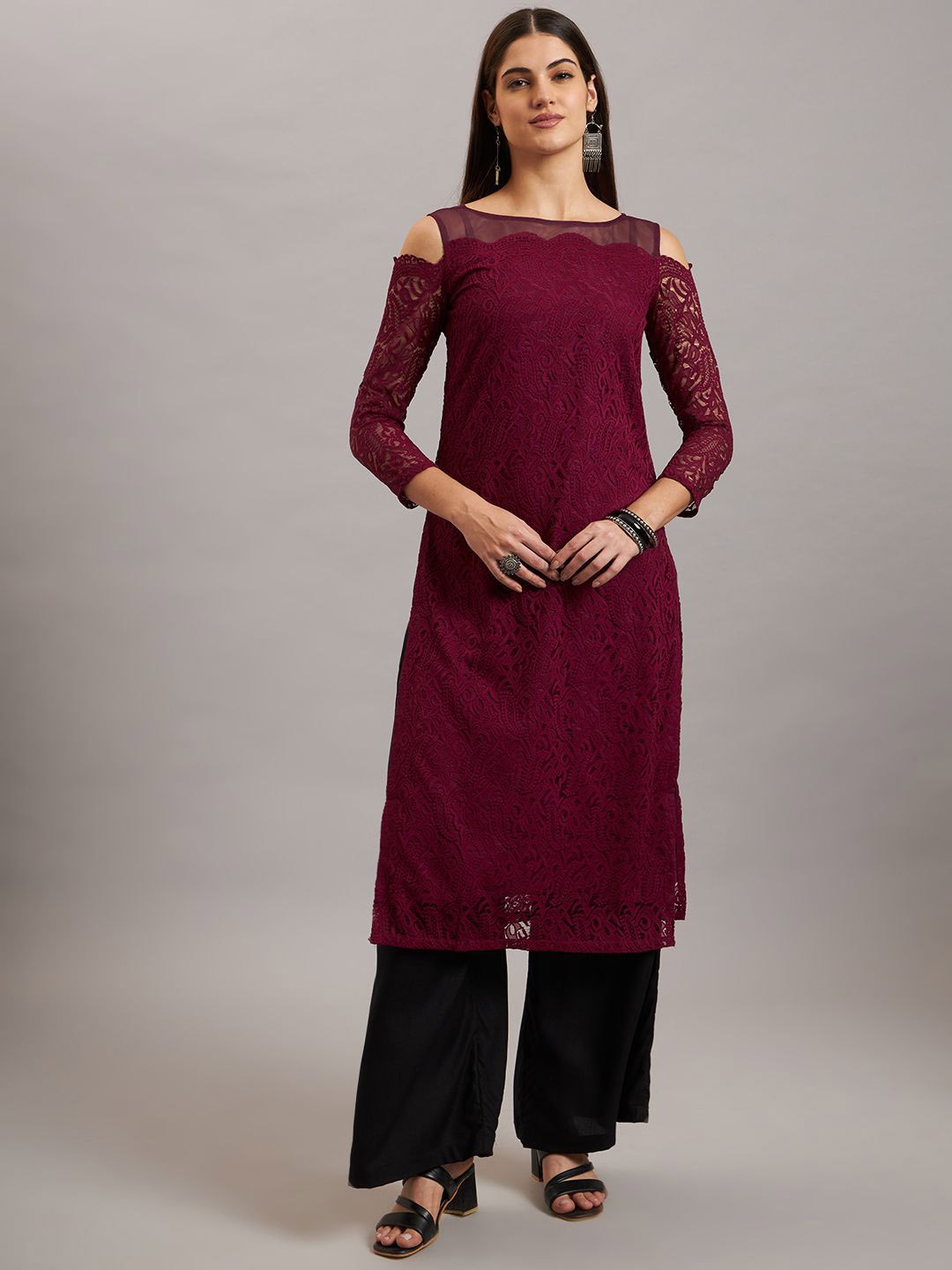 

Ojjasvi Ethnic Motifs Embroidered Cold-Shoulder Sleeves Net Regular Straight Kurta, Maroon