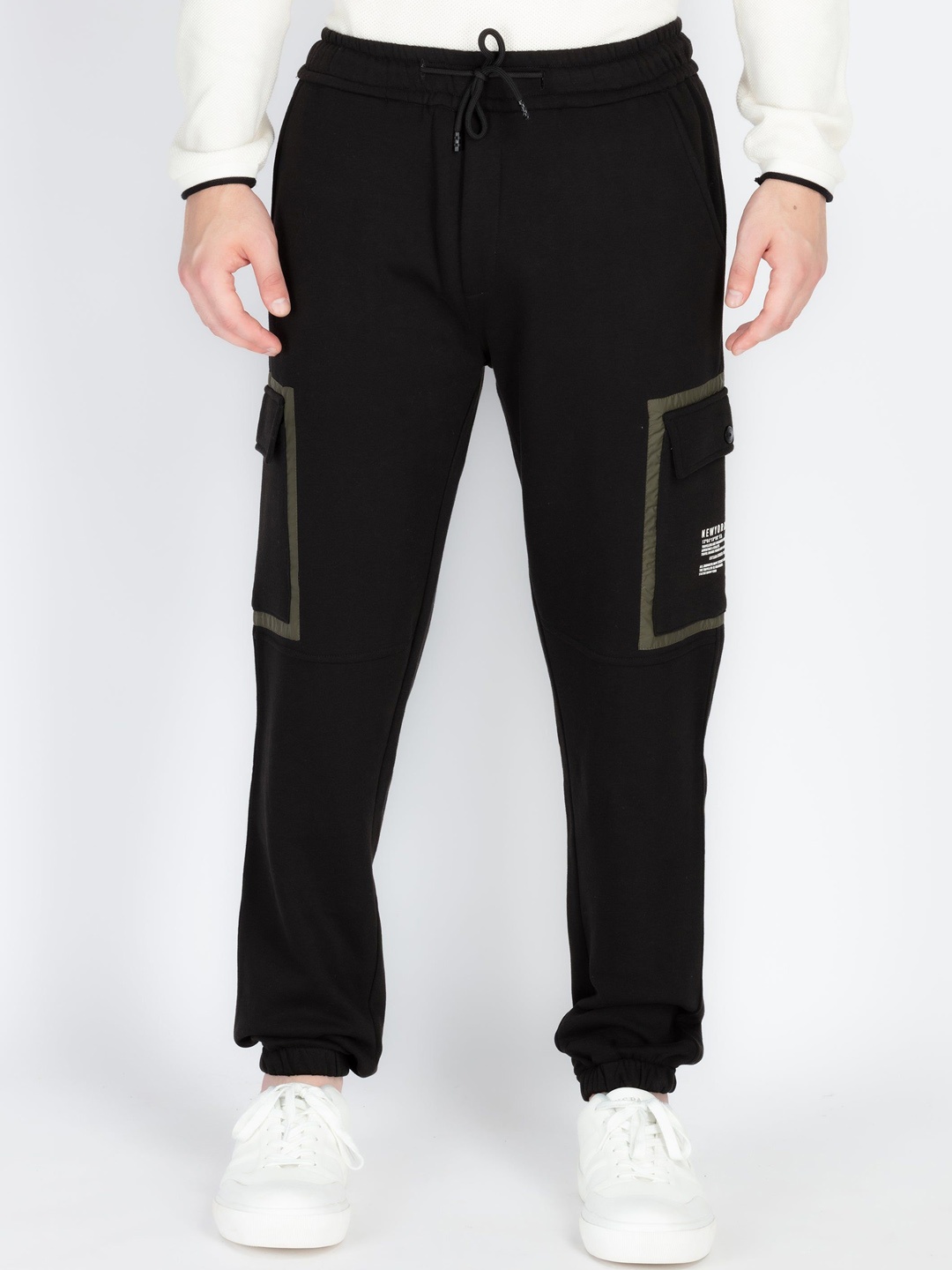 

Status Quo Men Cotton Regular Fit Mid-Rise Joggers, Black