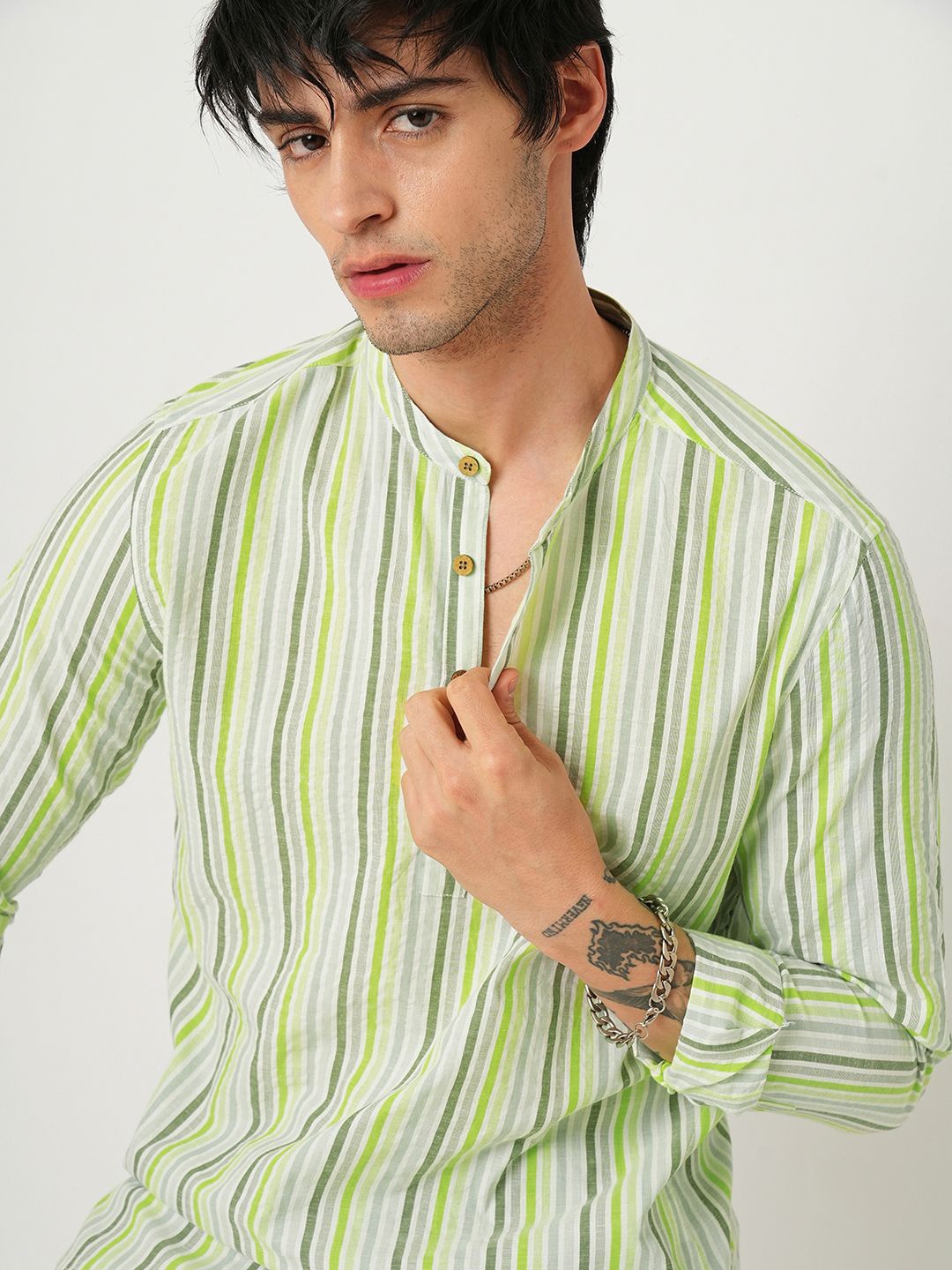 

VASTRADO Striped Band Collar Cotton Straight Kurta, Green