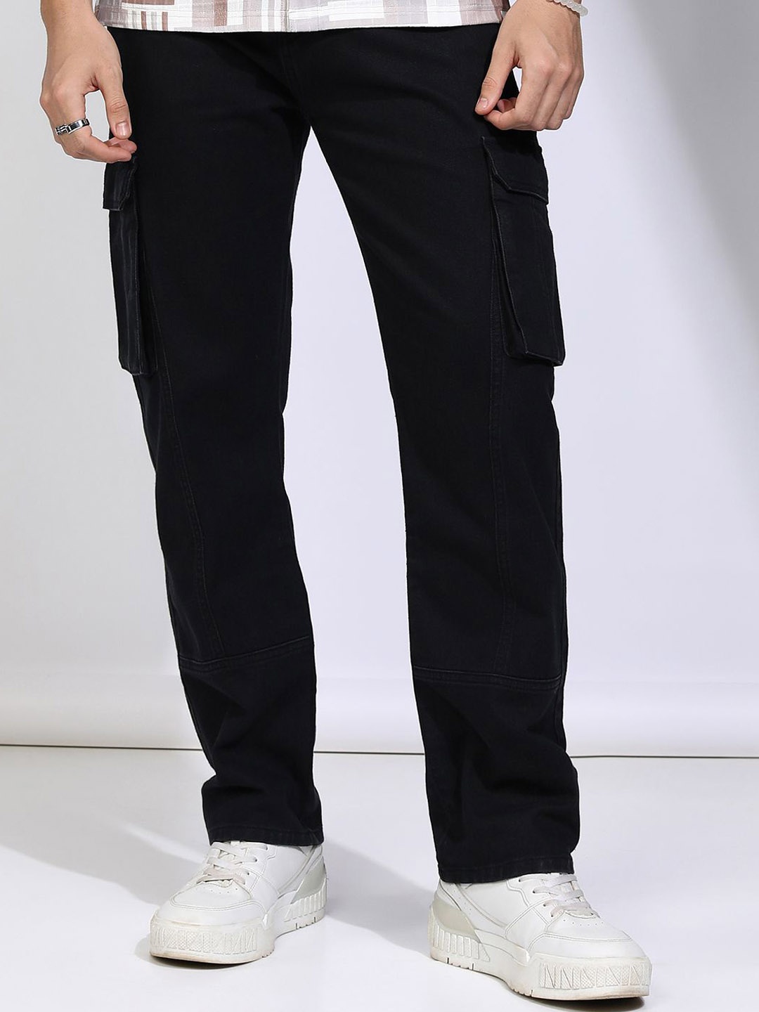 

HIGHLANDER Men Cotton Straight Fit Cargo Pocket Jeans, Black