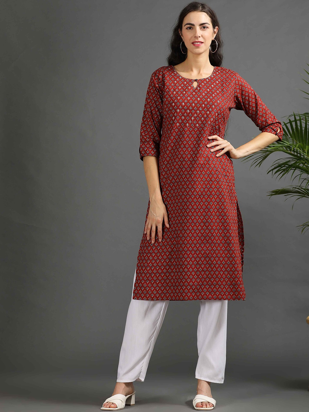 

GOLDSTROMS Floral Printed Cotton Maternity Straight Kurta, Red