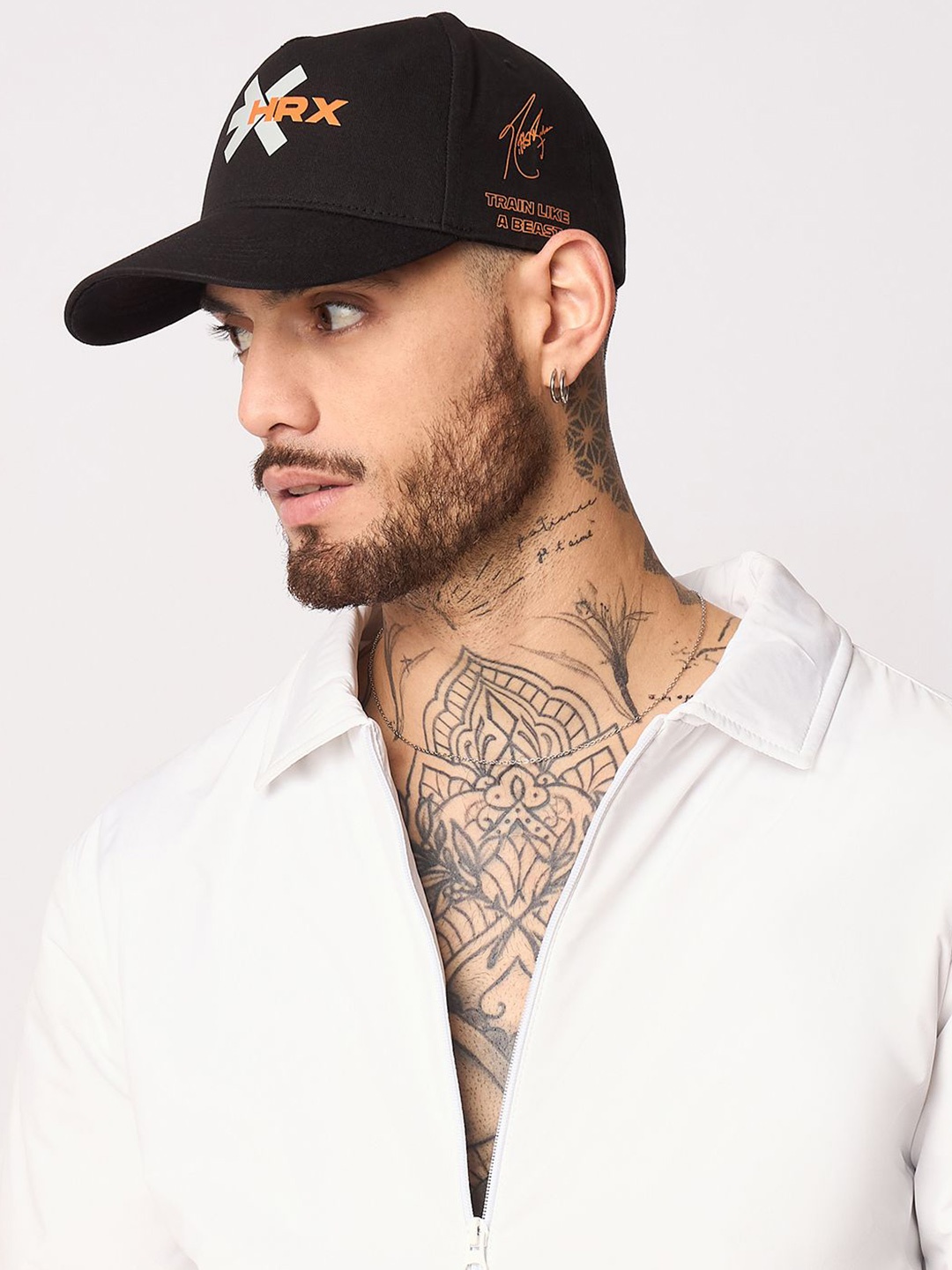 

HRX by Hrithik Roshan Men Embroidered Hrithik Roshan Signature Collection Cap, Black