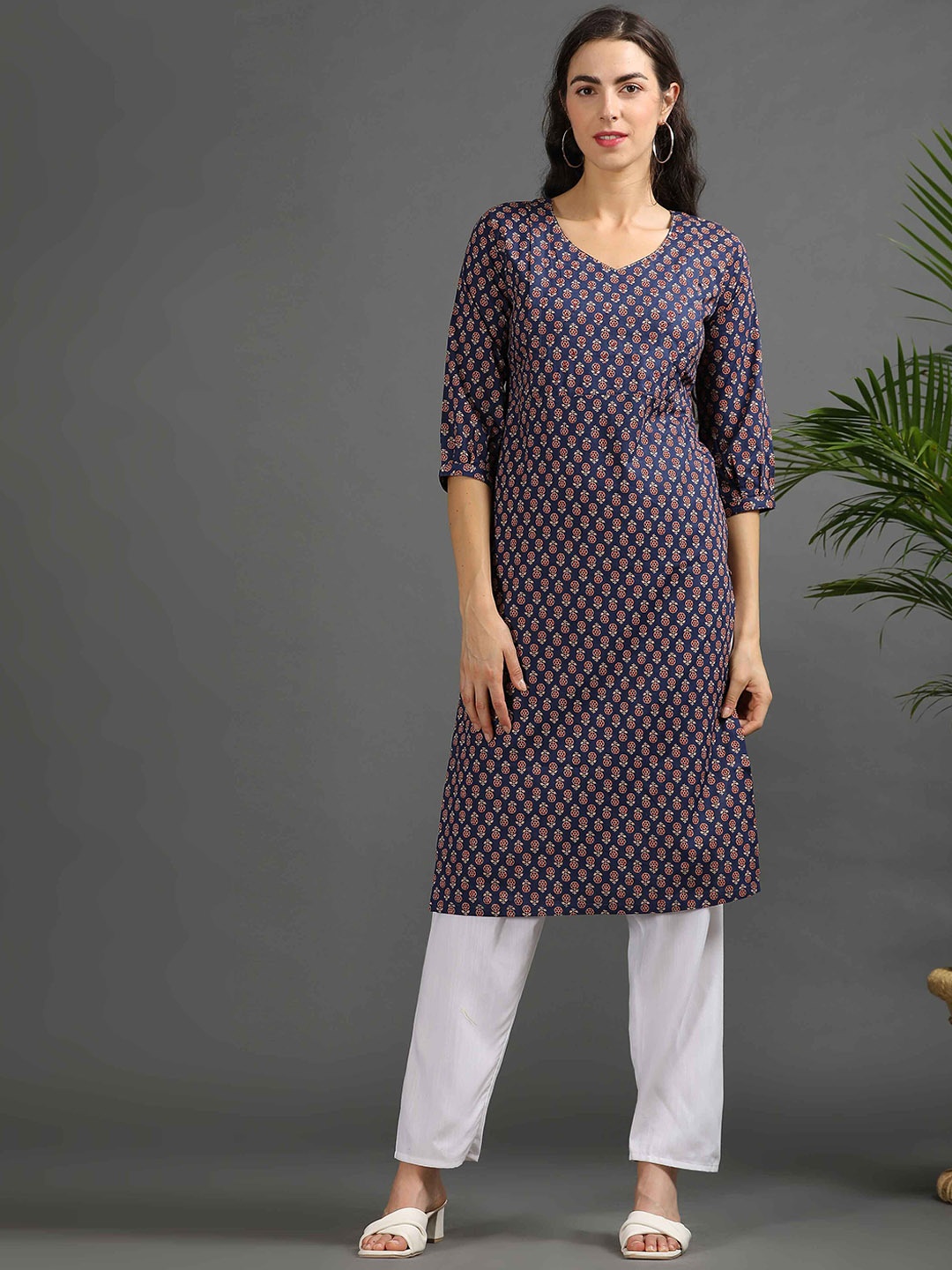 

GOLDSTROMS Floral Printed Cotton Maternity Straight Kurta, Navy blue