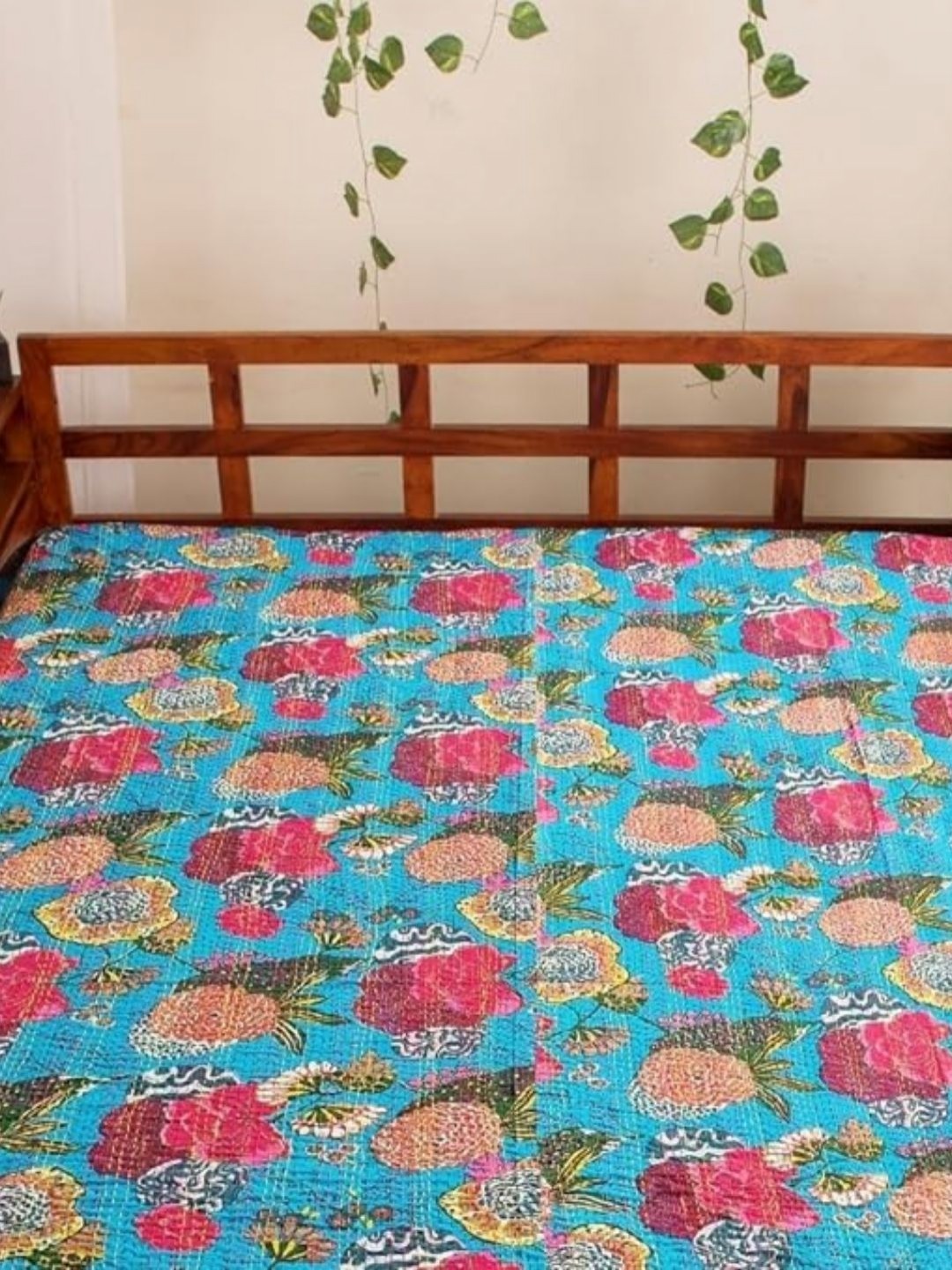 

The Curio Street Turquoise Blue & Pink Floral 300 TC Queen Bedsheet