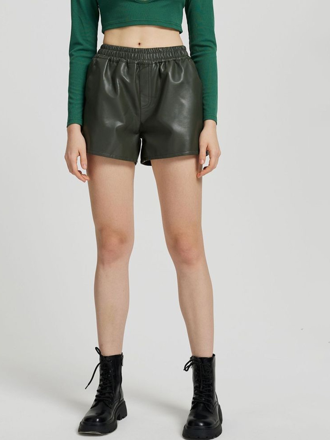 

LULU & SKY Women Solid Regular Fit Mid-Rise Shorts, Olive