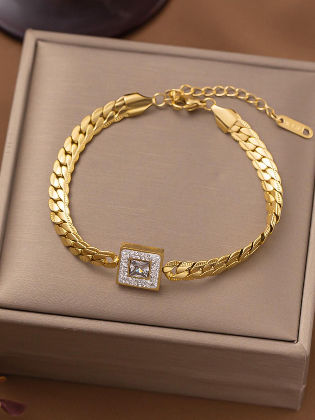 

MYKI Gold-Plated Stainless Steel Stone Studded Charm Bracelet