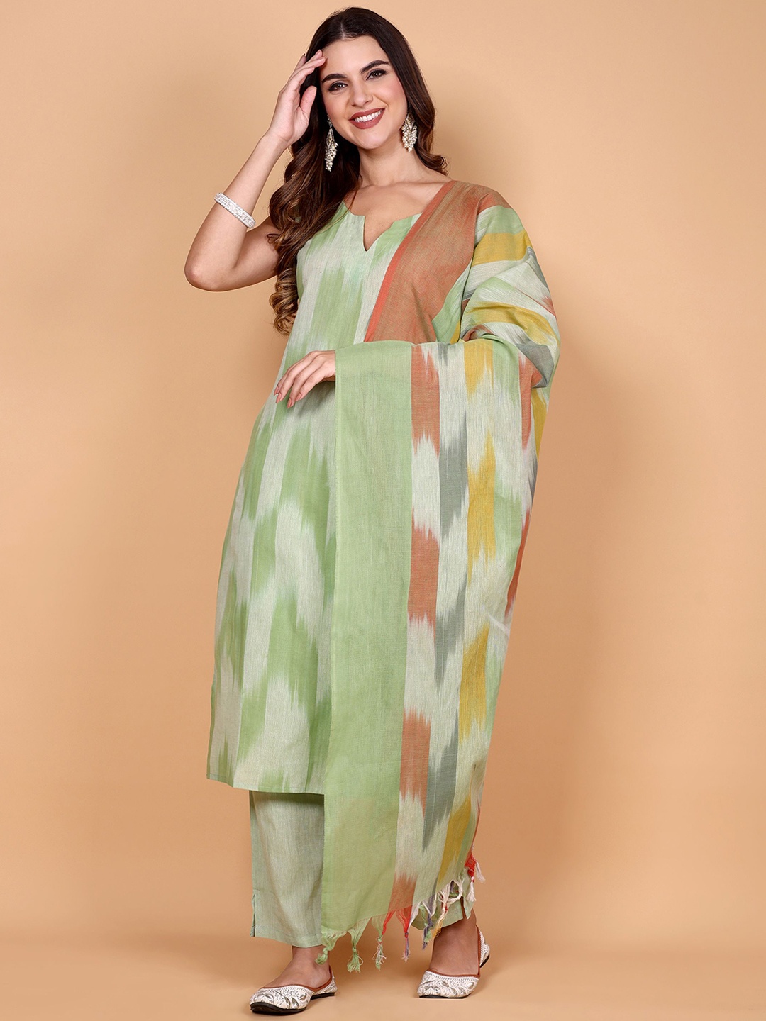 

Vastara the Label Women Printed Regular Kurta with Trousers & With Dupatta, Green