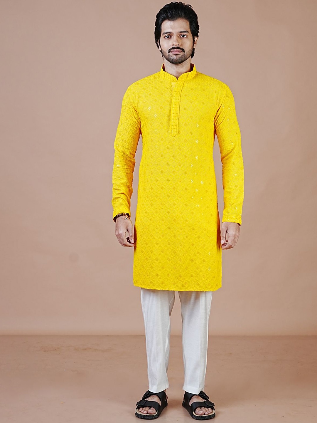 

ARYA Mandarin Collar Geometric Embroidered Chikankari Straight Kurta, Yellow