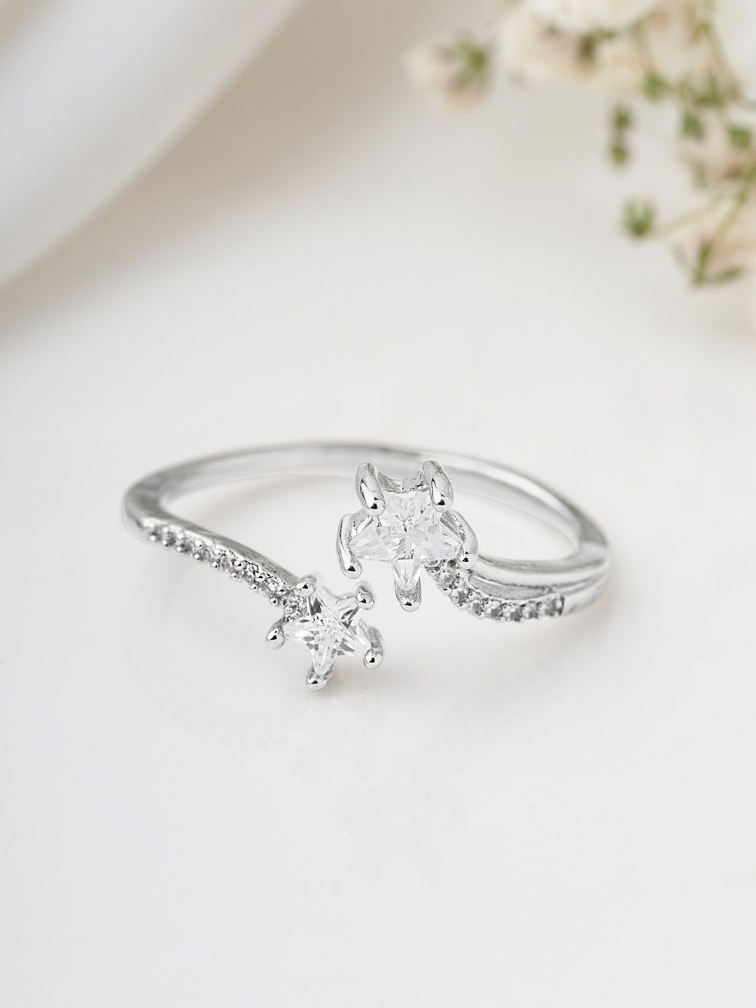 

JOKER & WITCH Silver-Plated Stone-Studded Twisted Love Adjustable Finger Ring