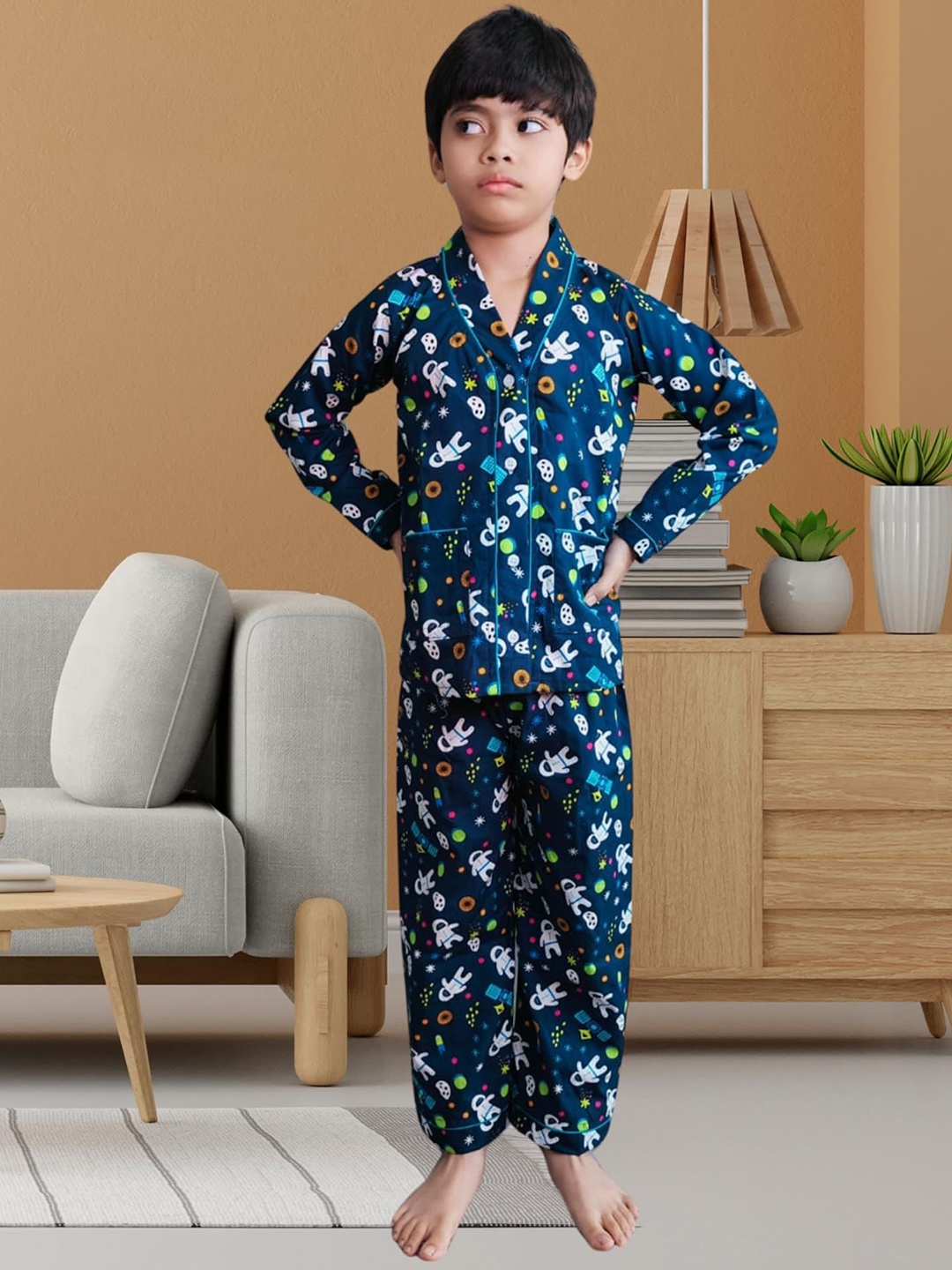 

Noty Boys Graphic Printed Night suit, Navy blue