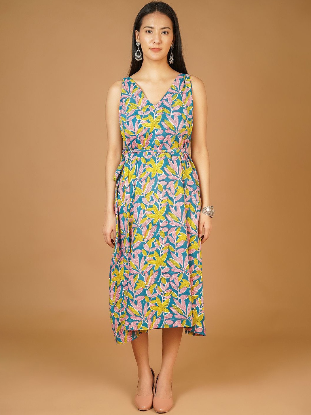 

INDOPHILIA Women Floral Printed Fit & Flare Midi Dress, Blue