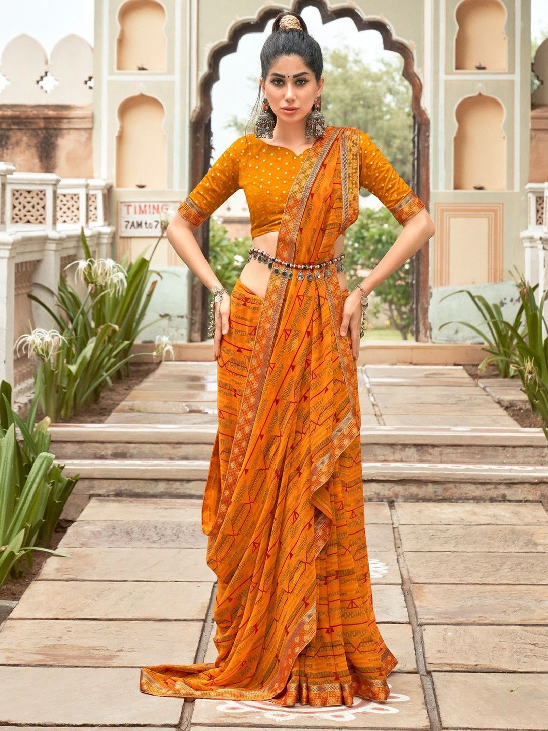 

DIVASTRI Geometric Printed Embroidered Saree, Yellow