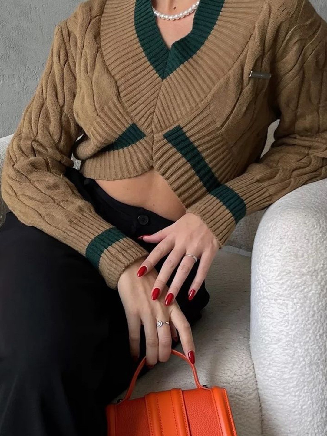 

LULU & SKY Women Cable Knit Crop Pullover Sweaters, Khaki
