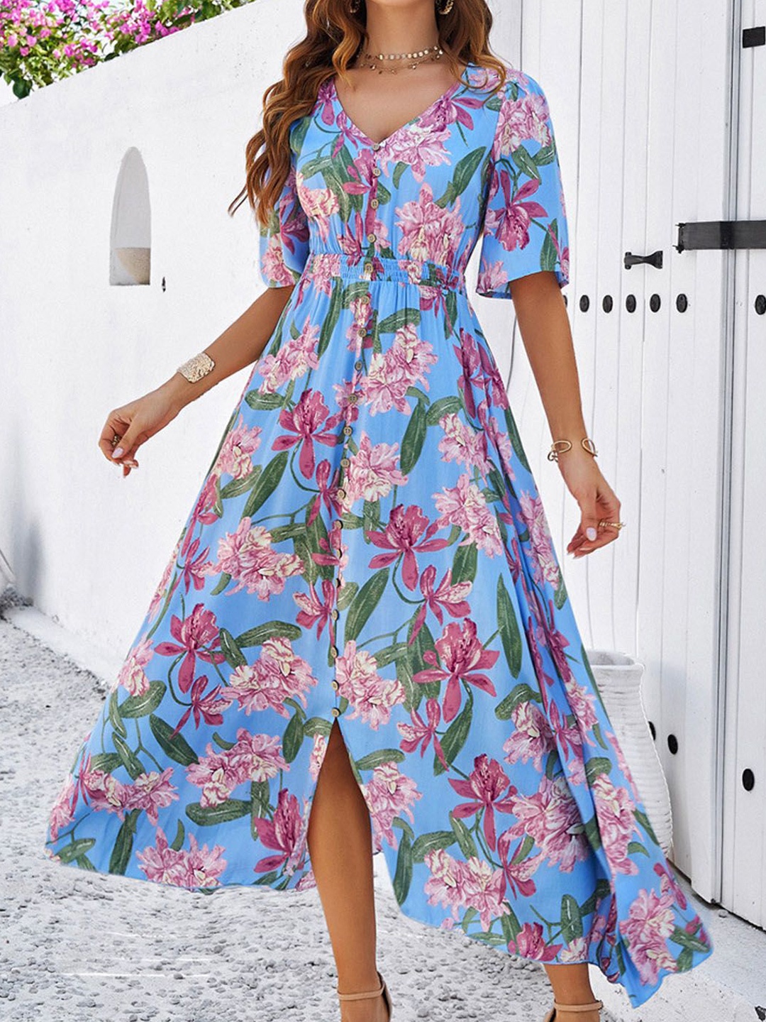 

StyleCast Floral Printed V-Neck Short Sleeves Fit & Flare Midi Dress, Blue