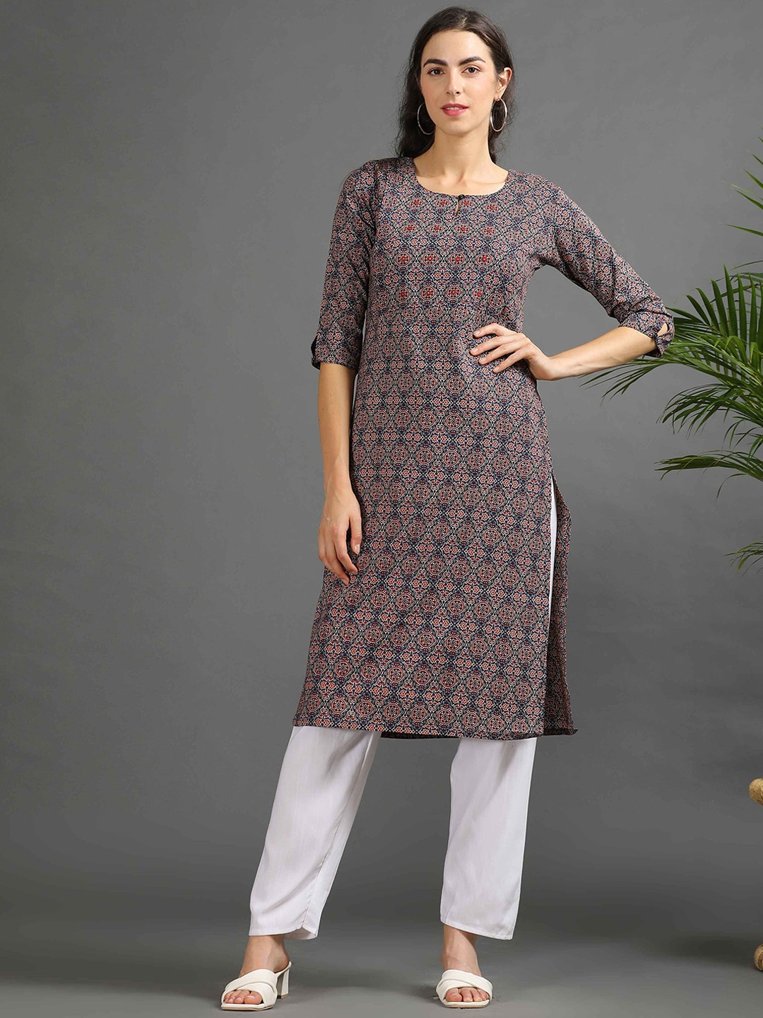 

GOLDSTROMS Floral Printed Cotton Maternity Straight Kurta, Navy blue