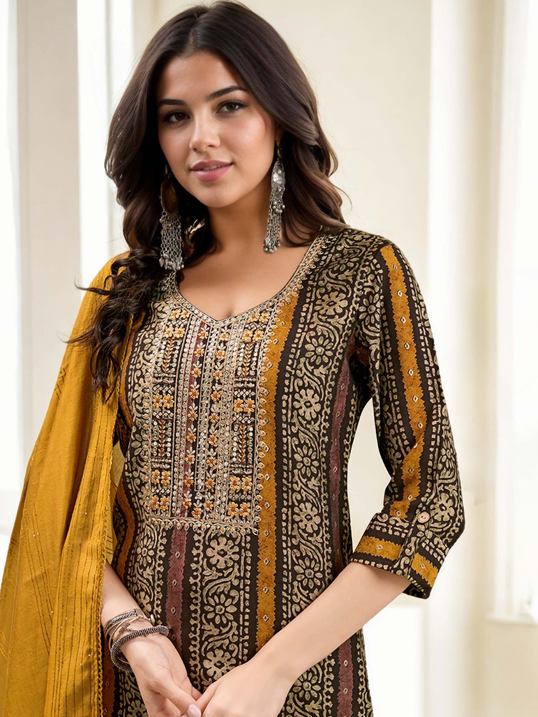 

Anouk Ethnic Motifs Embroidered Regular Sequinned Straight Kurta with Palazzos & Dupatta, Brown