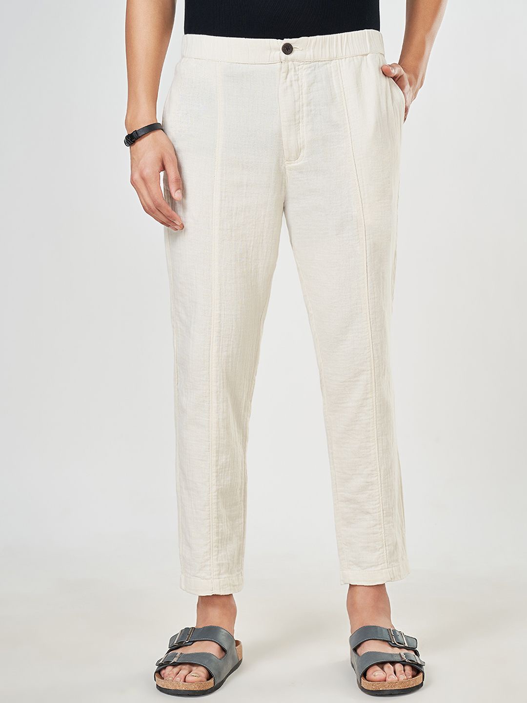 

7 Alt by Pantaloons Men Cotton Solid Mid-Rise Regular Fit Trousers, Off white
