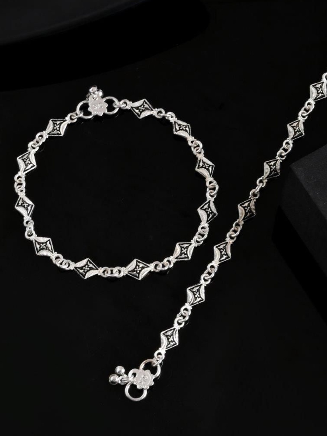 

VOJ Set Of 2 Silver-Plated Stainless Steel Anklets