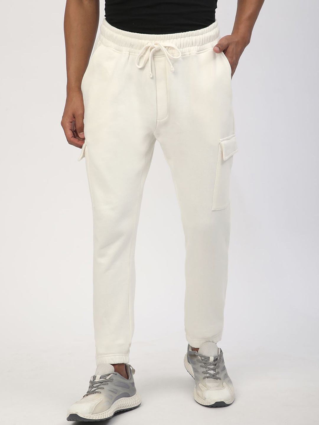 

R&B Men Mid Rise Track Pants, White
