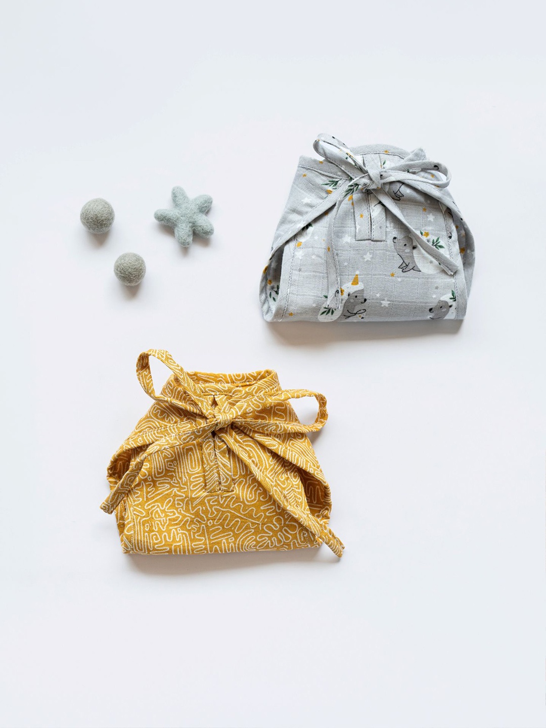 

cocoon care Set Of 2 Organic Bamboo Muslin Printed Nappies, Yellow
