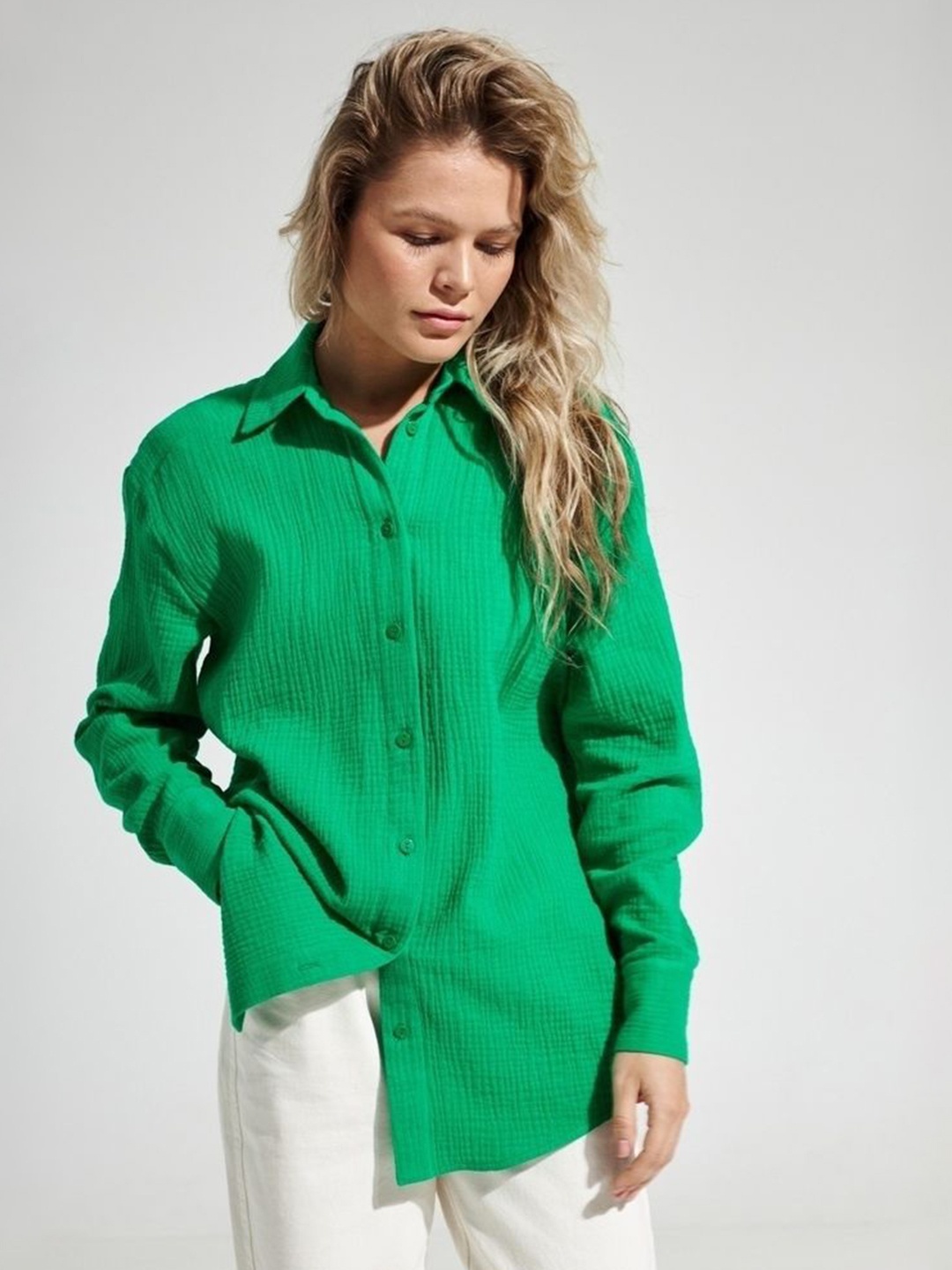 

LULU & SKY Women Spread Collar Textured Cotton Relaxed Fit Casual Shirt, Green