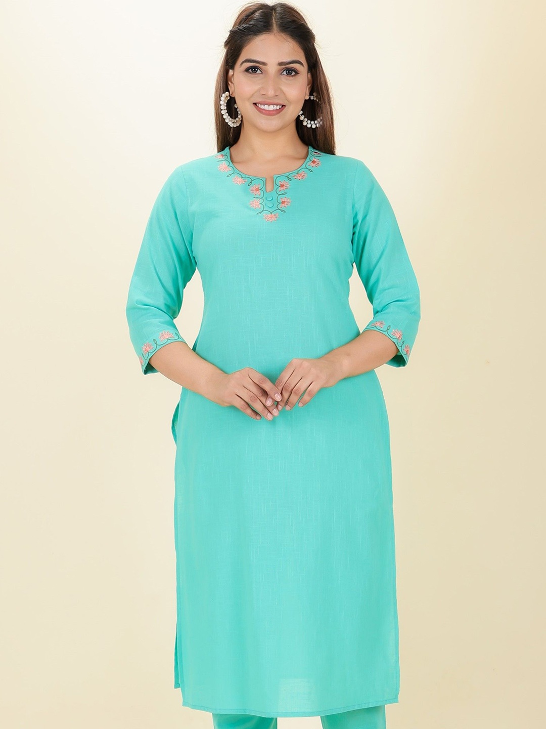 

Aramya Round Neck Floral Embroidered Thread Work Straight Cotton Kurta, Green