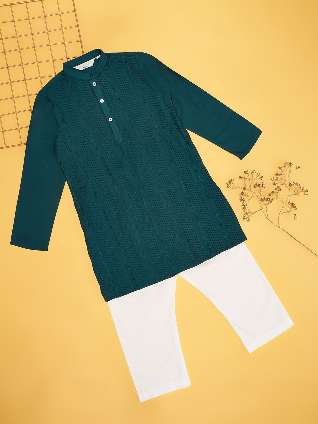 

indus route by Pantaloons Boys Striped Mandarin Collar Long Sleeves Kurta With Pyjama, Green