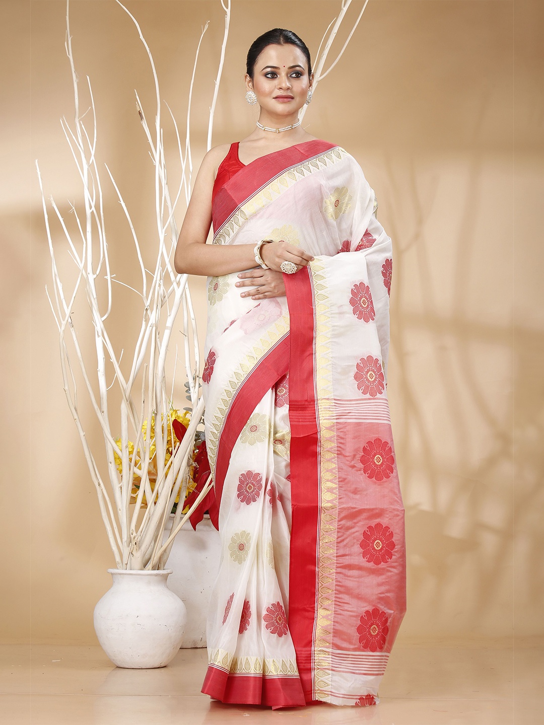 

Ruuprekha Women Woven Design Pure Silk Tussar Saree, White