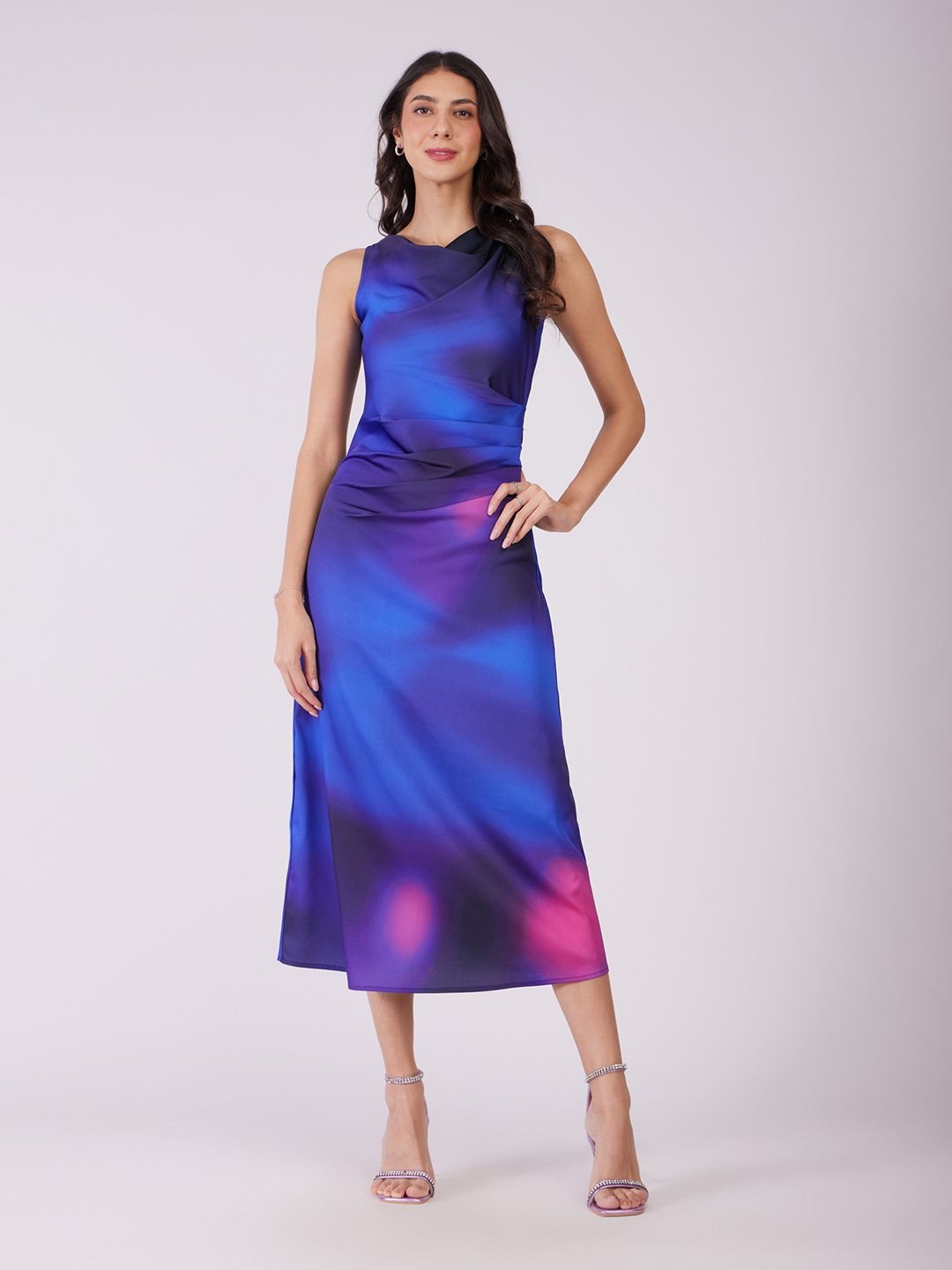 

FableStreet Women Abstract Printed Sheath Midi Dress, Blue