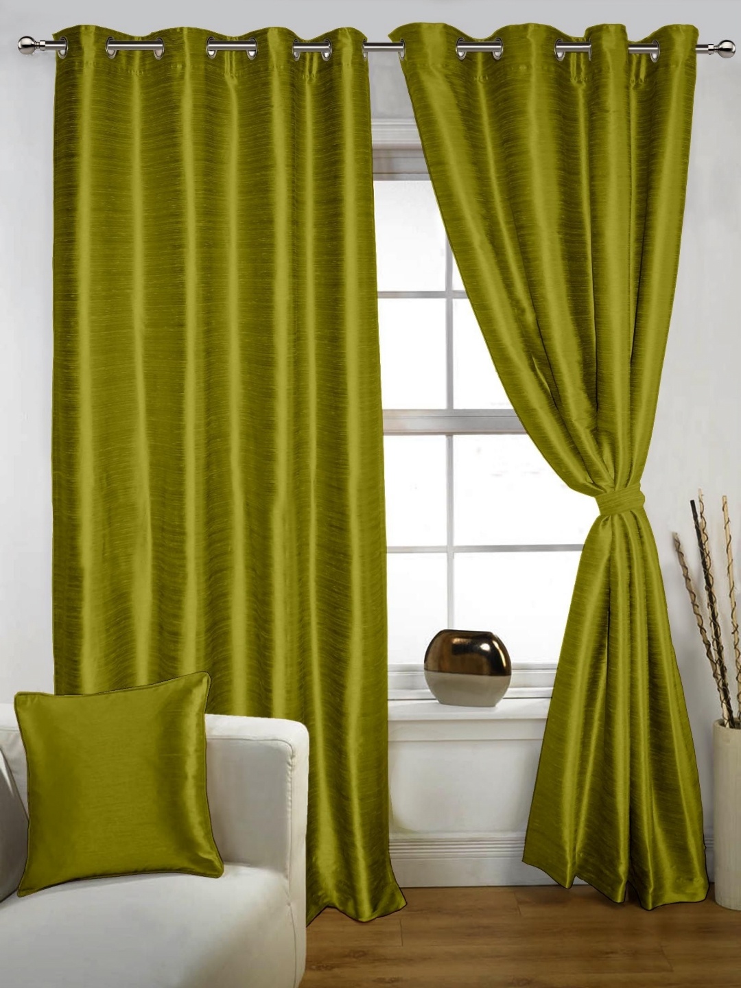 

Lushomes Green Room Darkening Door Curtain