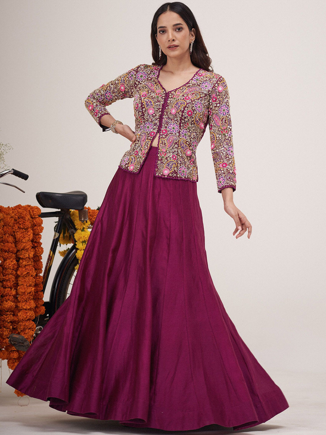 

HIRIKA&DHRUTI Women Embroidered Chanderi Silk Kurta with Skirt, Magenta