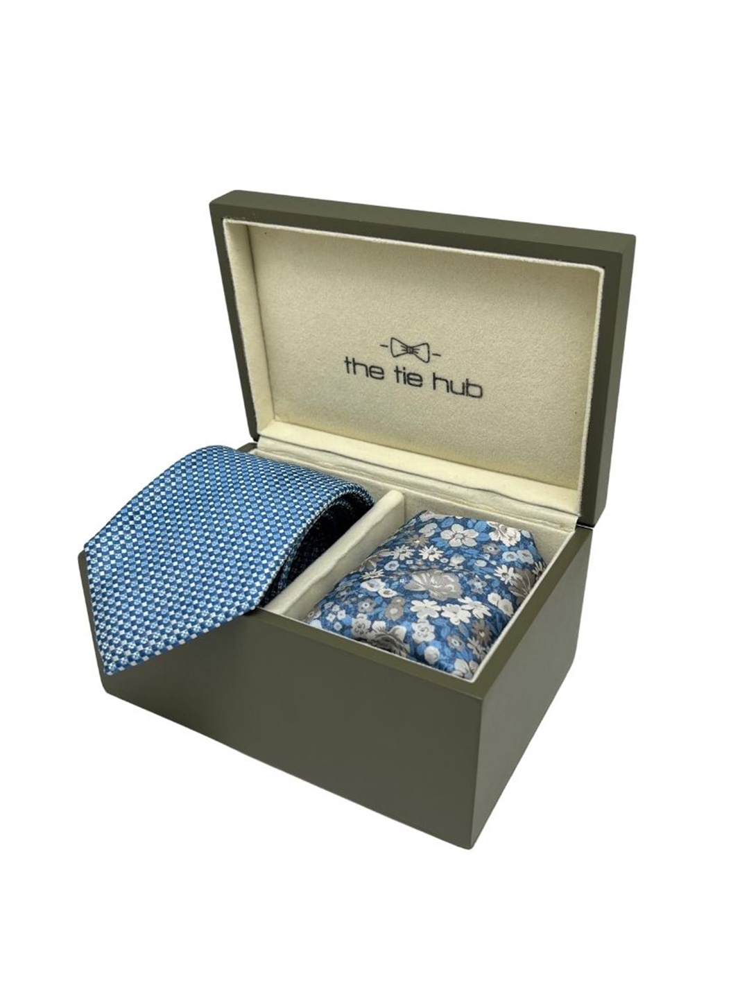 

The Tie Hub Men Accessory Gift Set, Blue