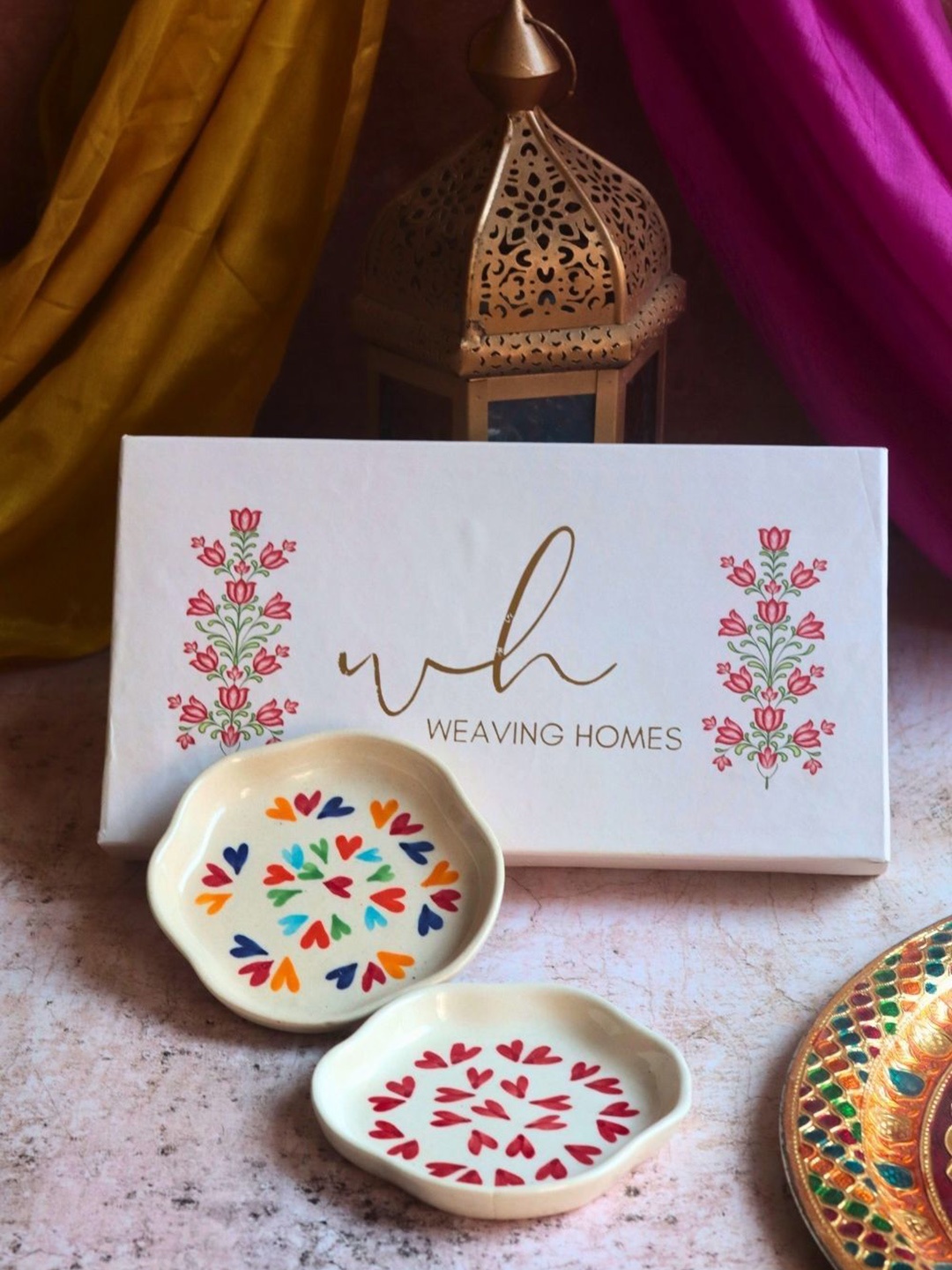 

WEAVING HOMES Red & Blue 2 Pieces Printed Ceramic Dishwasher Safe Dessert Plates