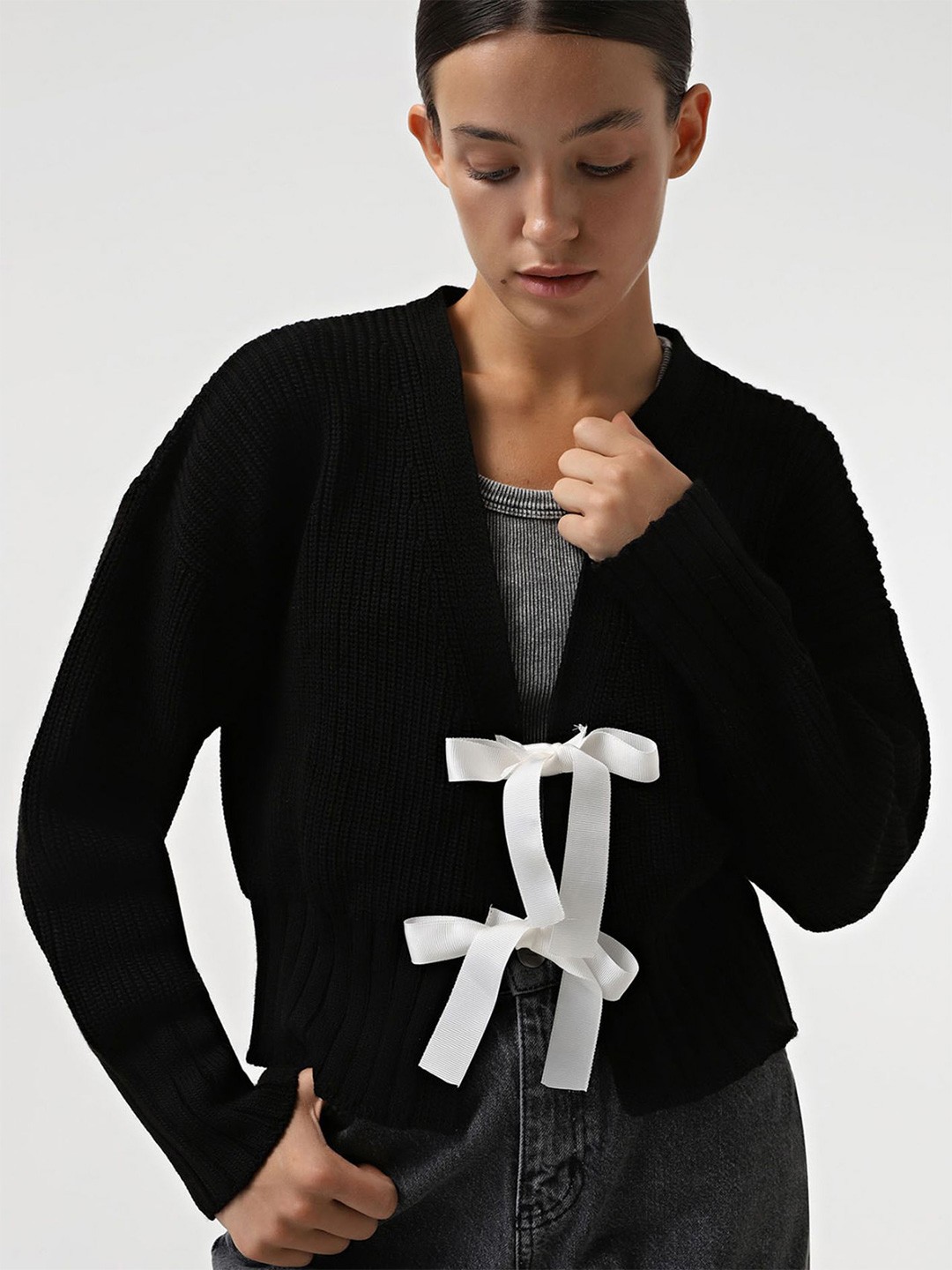 

LULU & SKY Women Crop Contrast Tie-up Cardigan, Black