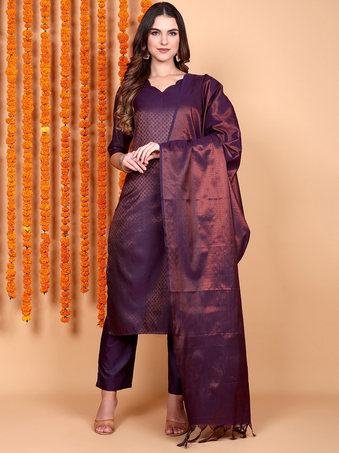 

Vastara the Label Floral Kurta with Trouser & Dupatta, Purple