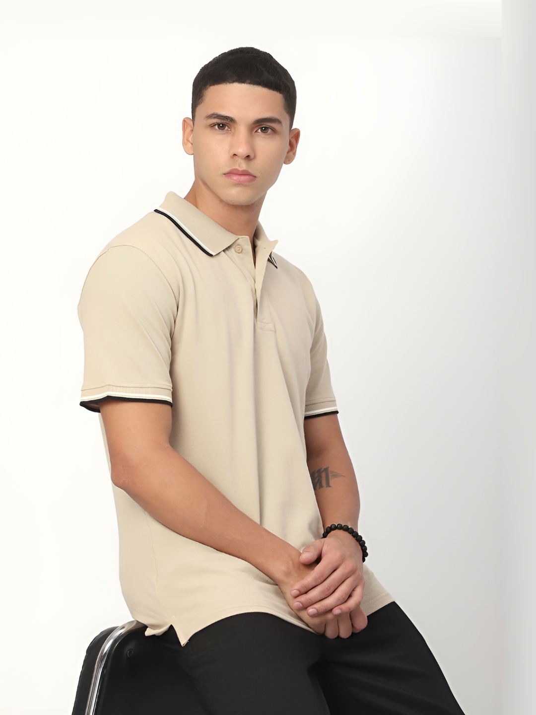

R&B Men Polo Collar Extended Sleeves Raw Edge T-shirt, Beige
