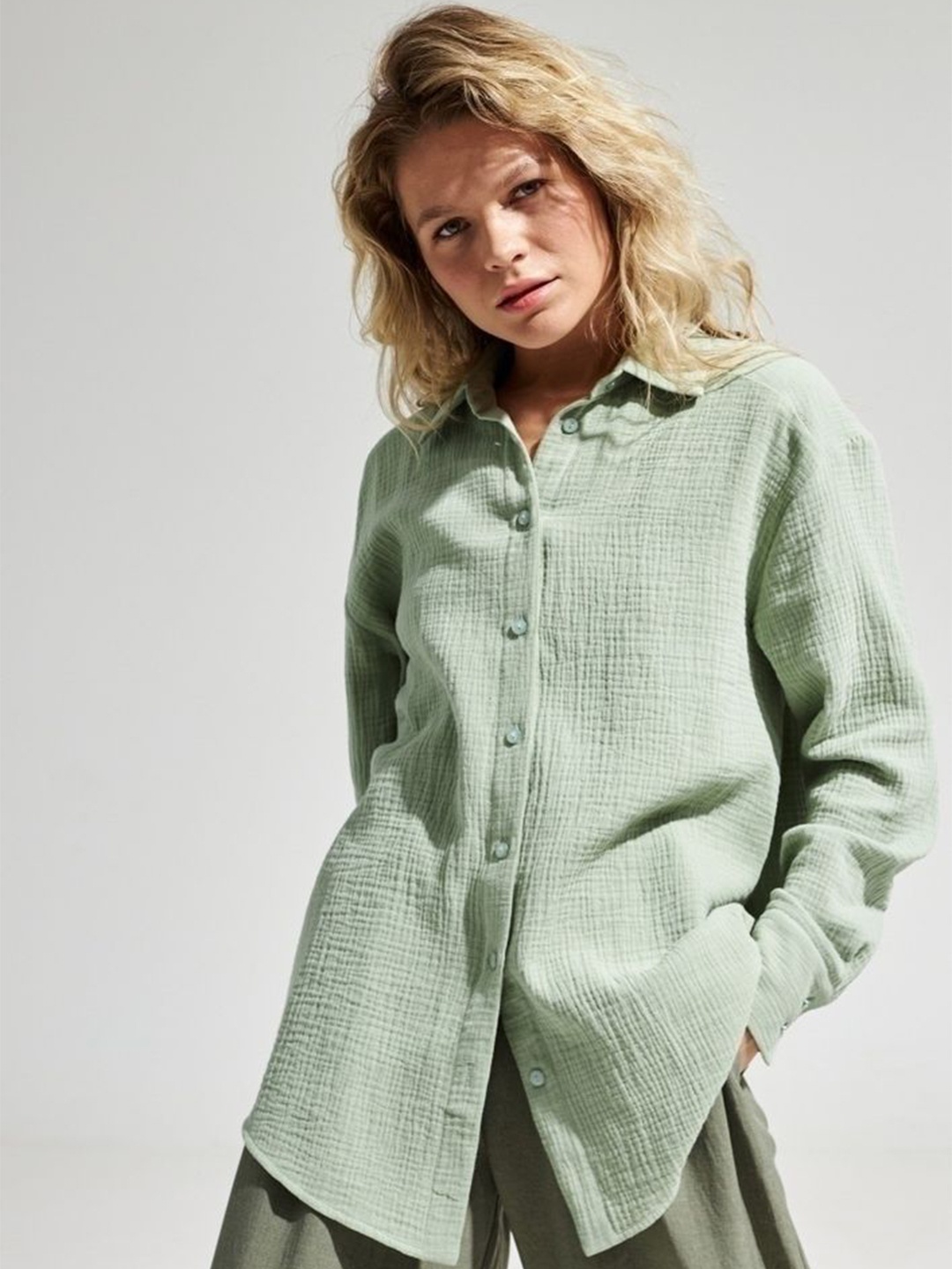 

LULU & SKY Women Spread Collar Textured Cotton Relaxed Fit Casual Shirt, Green