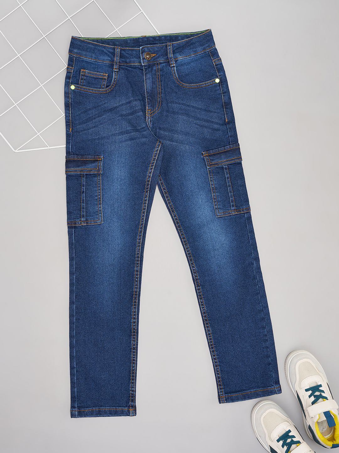 

Pantaloons Junior Boys Cotton Mid-Rise Regular Fit Jeans, Navy blue