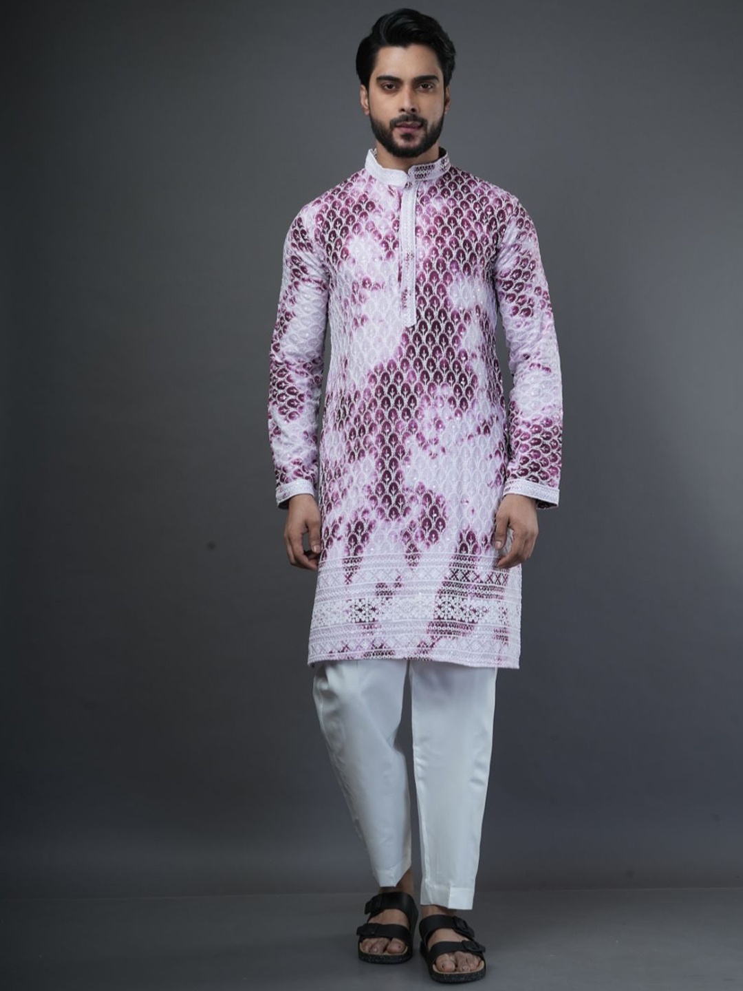 

ARYA Mandarin Collar Floral Embroidered Thread Work Straight Kurta, Purple