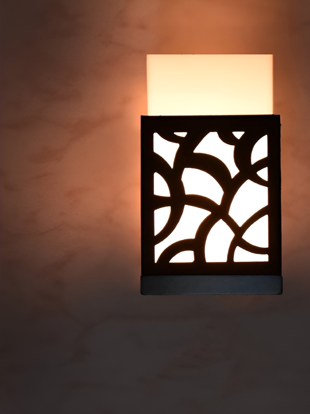 

Gojeeva Black & White Textured Wooden Square Shaped Wall Lamp