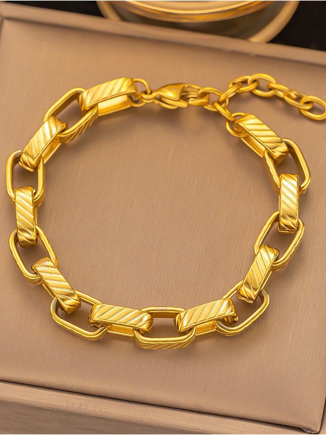 

MYKI Gold-Plated Stainless Steel Link Bracelet