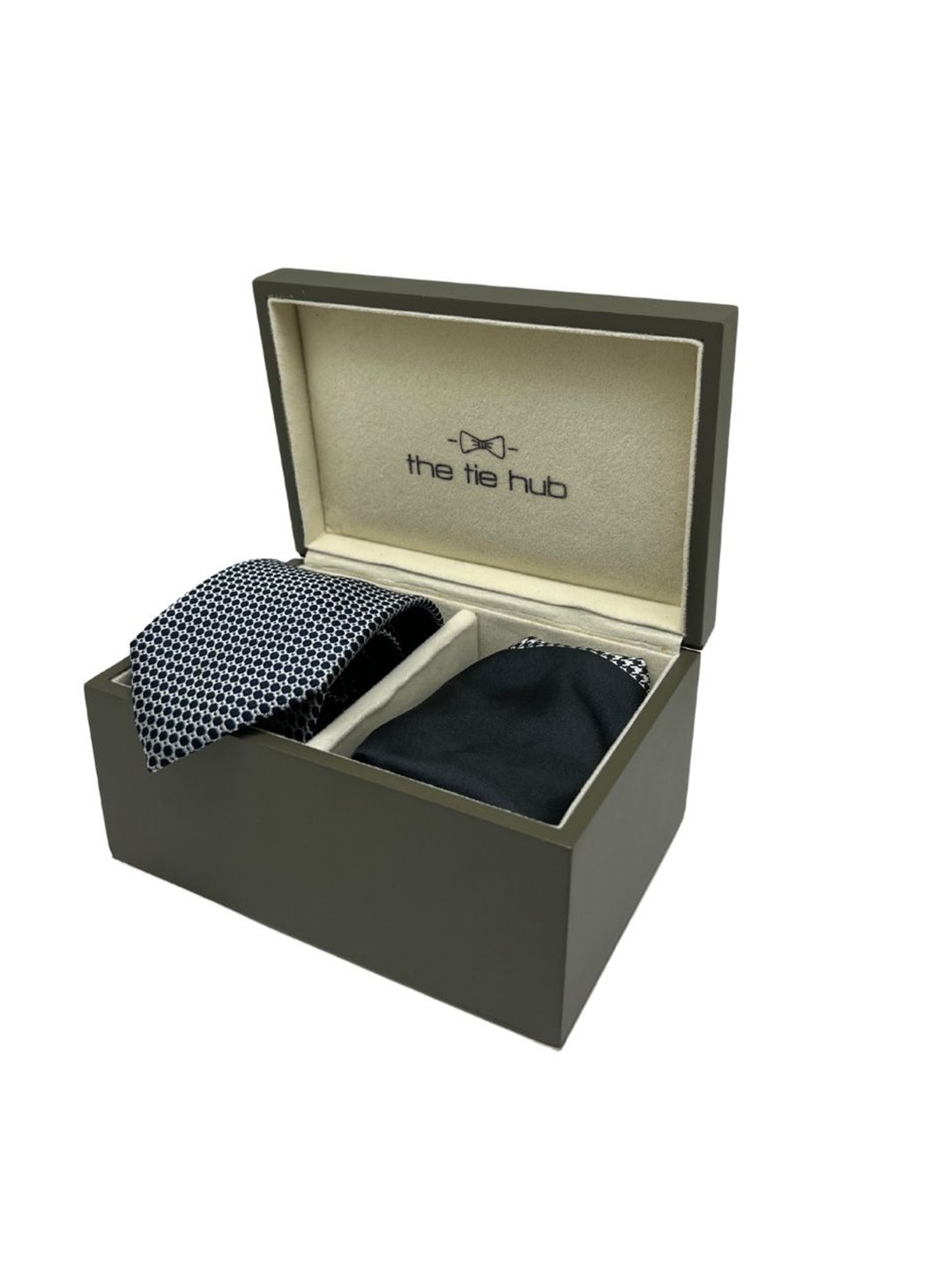 

The Tie Hub Men Accessory Gift Set of, Navy blue
