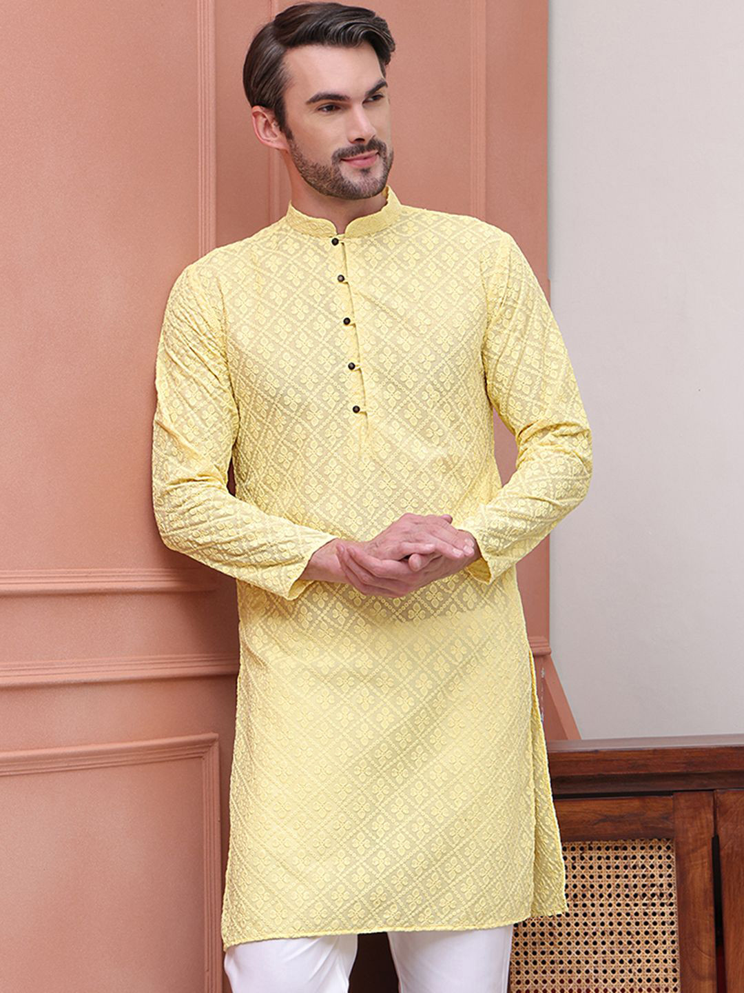 

Jompers Floral Embroidered Mandarin Collar Chikankari Pure Cotton Straight Kurta, Yellow