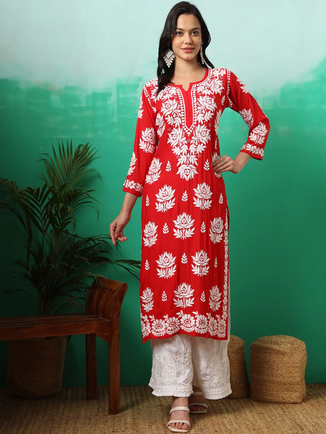 

The Chikan Label Women Ethnic Motifs Hand Embroidered Straight Chikankari Kurta, Red