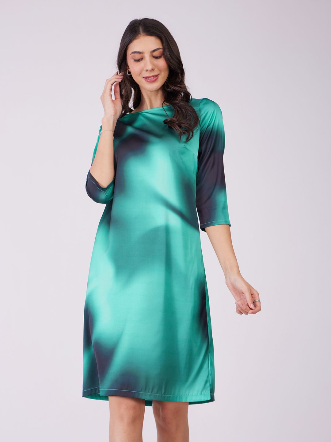 

FableStreet Satin Tie and Dye Round Neck Three-Quarter Sleeves A-Line Dress, Green